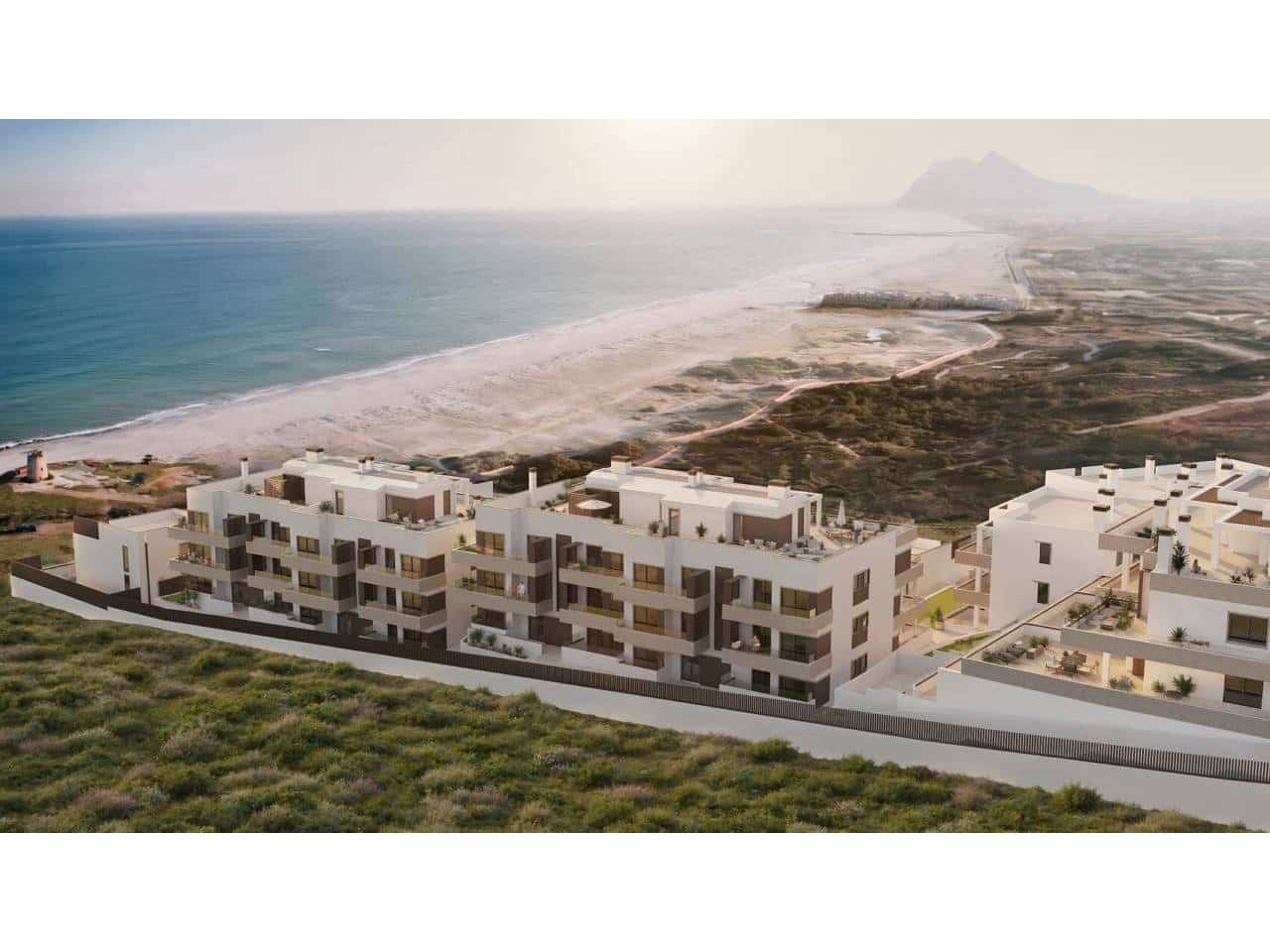 2 slaapkamer Appartement te koop in La Linea de la Concepcion met zwembad garage - € 395.000 (Ref: 10186282)
