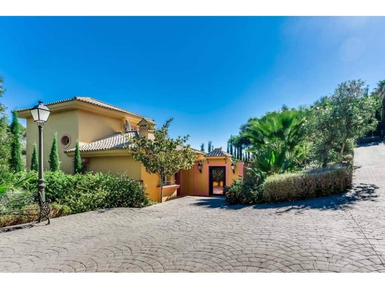 4 soverom Villa til salgs i Sotogrande med svømmebasseng garasje - € 1 680 000 (Ref: 6898430)
