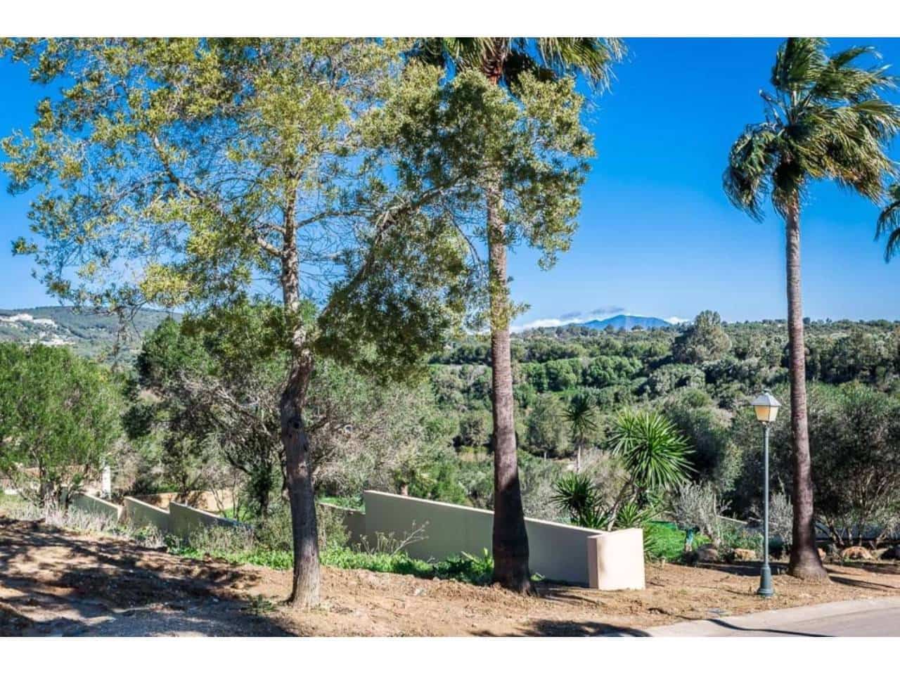 Grunde uden byggetilladelser til salg i Sotogrande - € 575.000 (Ref: 6898446)