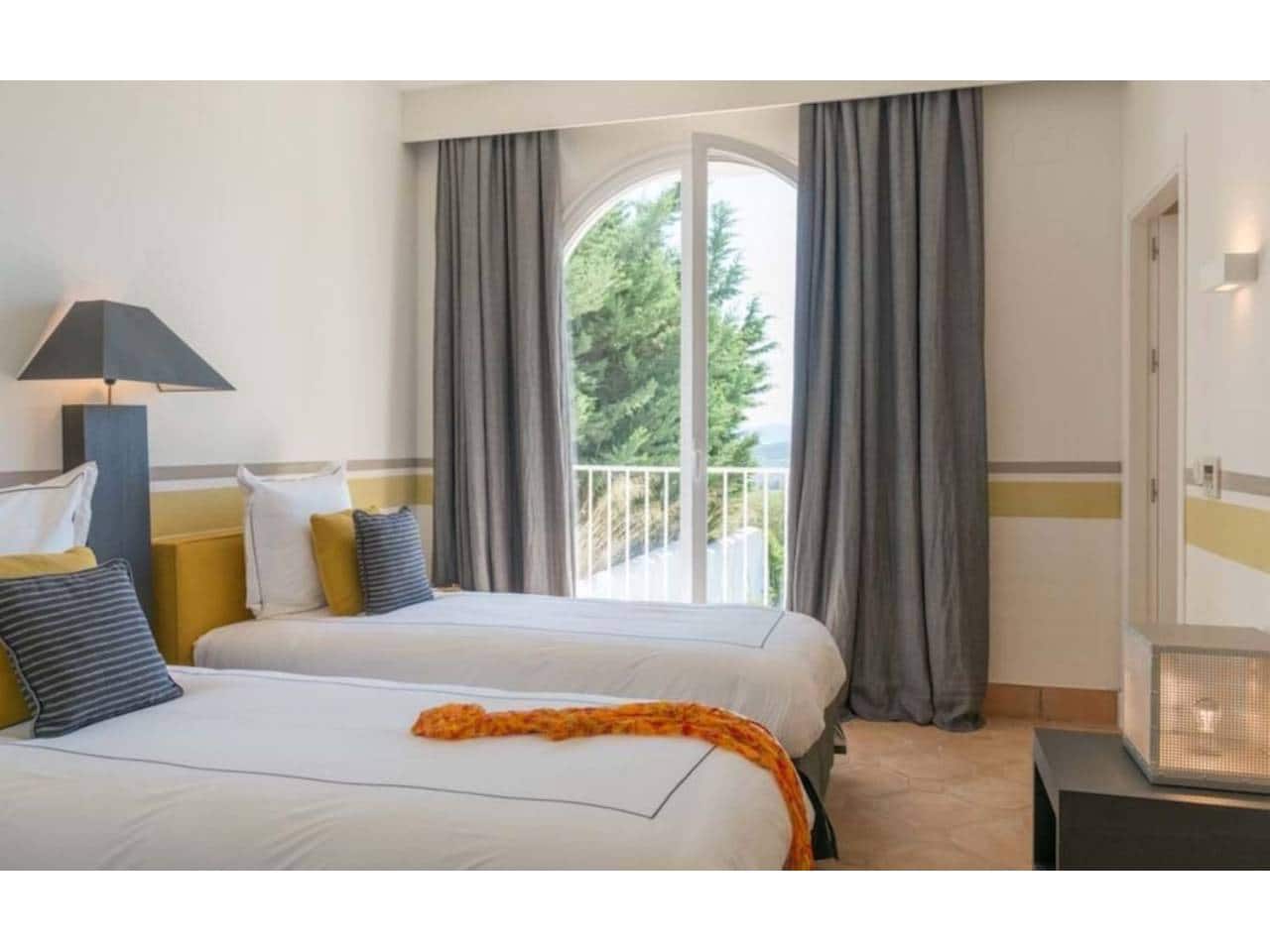 4 quarto Moradia para venda em Benalup com piscina garagem - 695 000 € (Ref: 6898482)