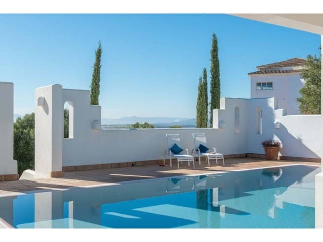4 bedroom Villa for sale in Benalup with pool garage - € 695,000 (Ref: 6898482)