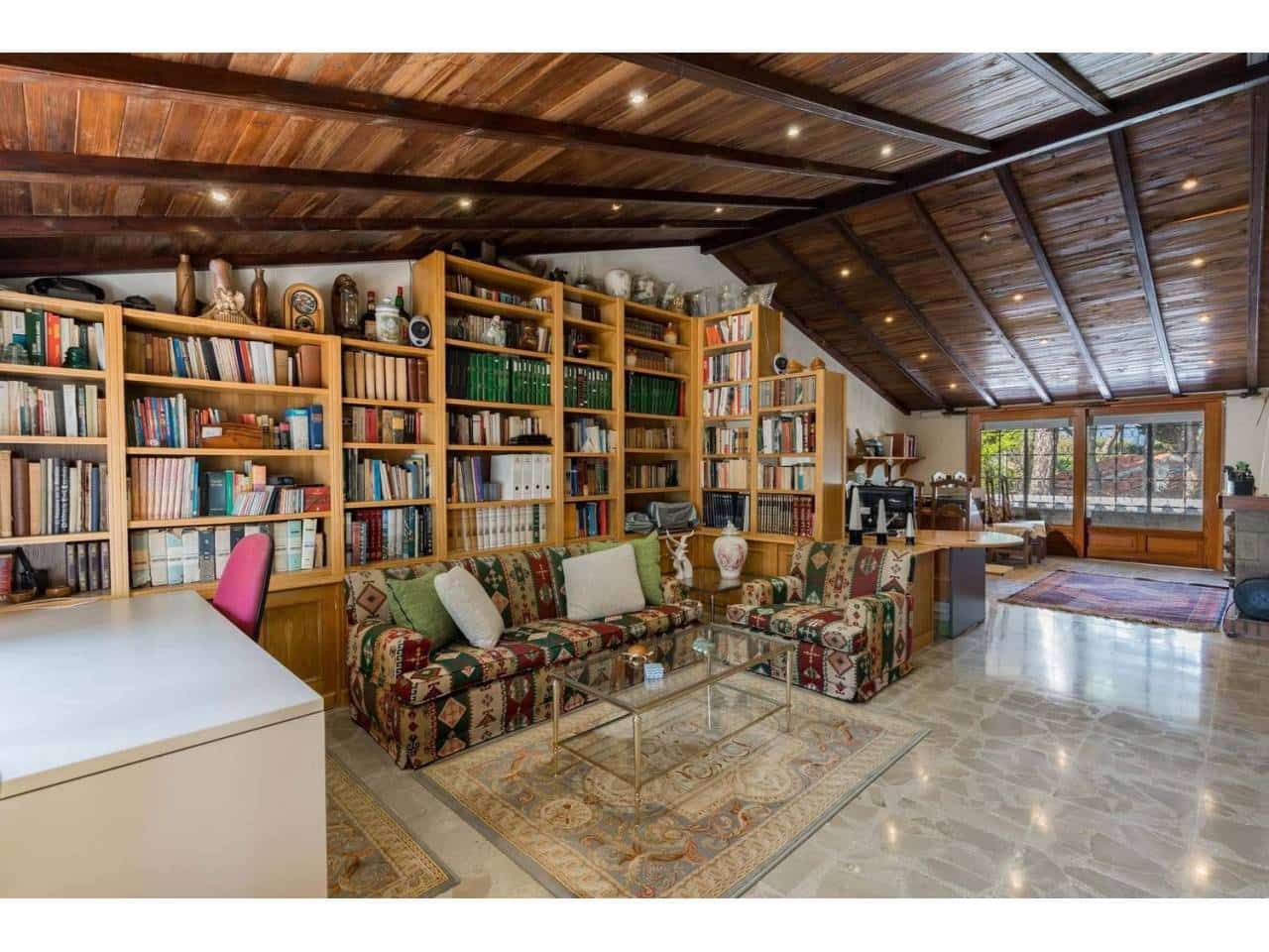 5 soveværelse Villa til salg i Algeciras med swimmingpool - € 800.000 (Ref: 6898499)