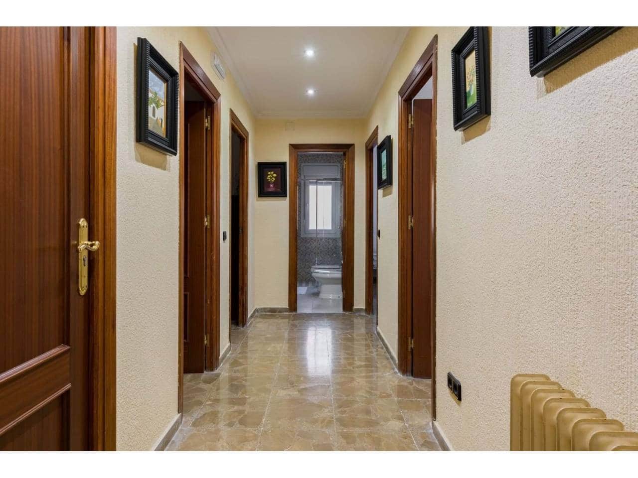 5 soveværelse Villa til salg i Algeciras med swimmingpool - € 800.000 (Ref: 6898499)