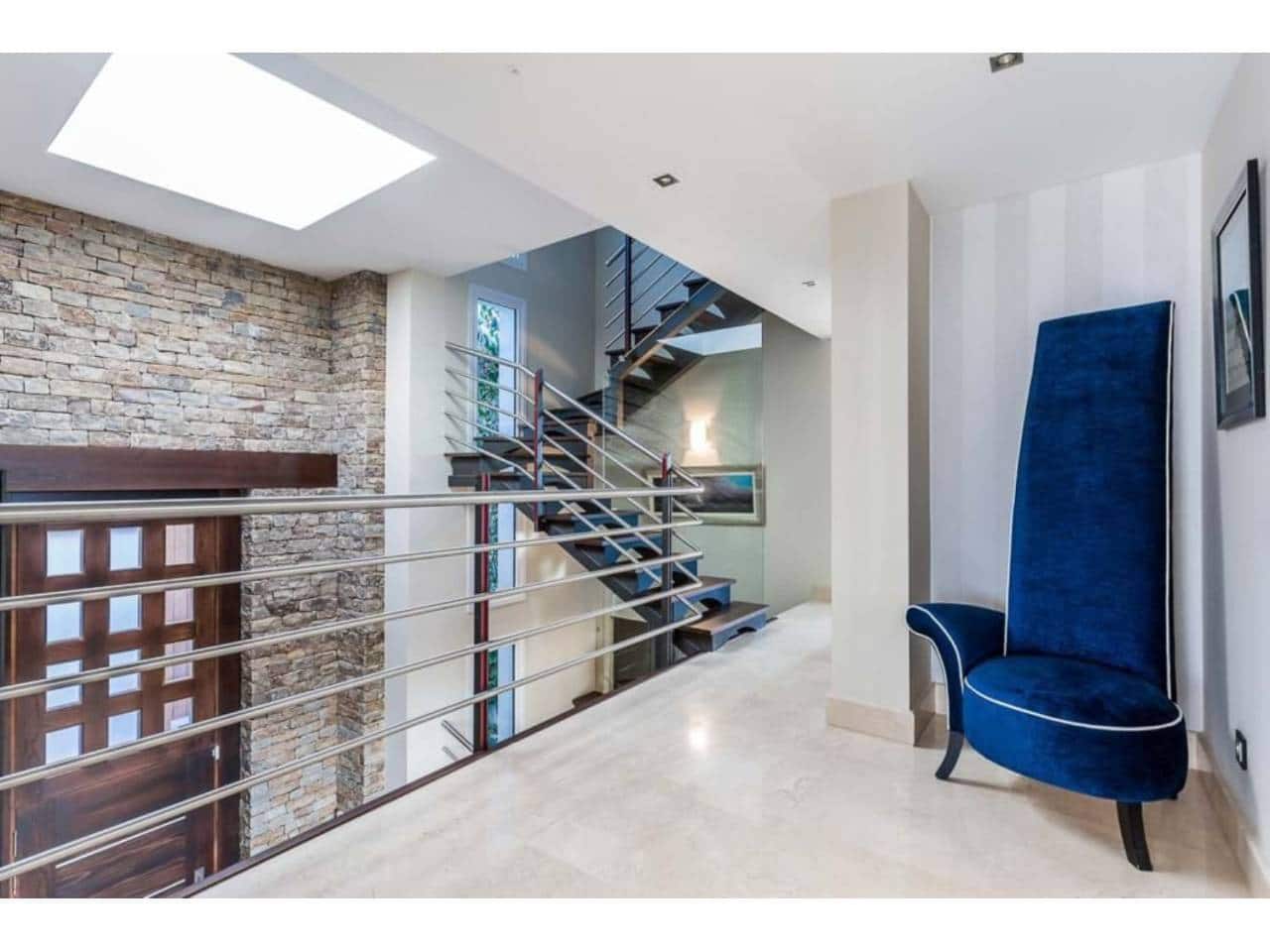 5 soverom Villa til salgs i Manilva med svømmebasseng garasje - € 3 295 000 (Ref: 6898537)