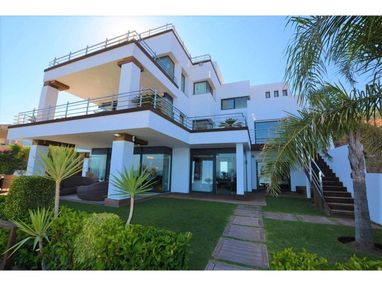 5 soverom Villa til salgs i Manilva med svømmebasseng garasje - € 3 295 000 (Ref: 6898537)