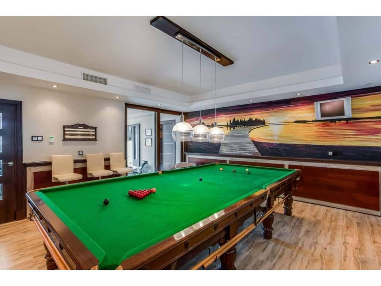 5 soverom Villa til salgs i Manilva med svømmebasseng garasje - € 3 295 000 (Ref: 6898537)