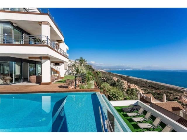 5 soverom Villa til salgs i Manilva med svømmebasseng garasje - € 3 295 000 (Ref: 6898537)