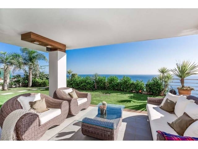 5 soverom Villa til salgs i Manilva med svømmebasseng garasje - € 3 295 000 (Ref: 6898537)