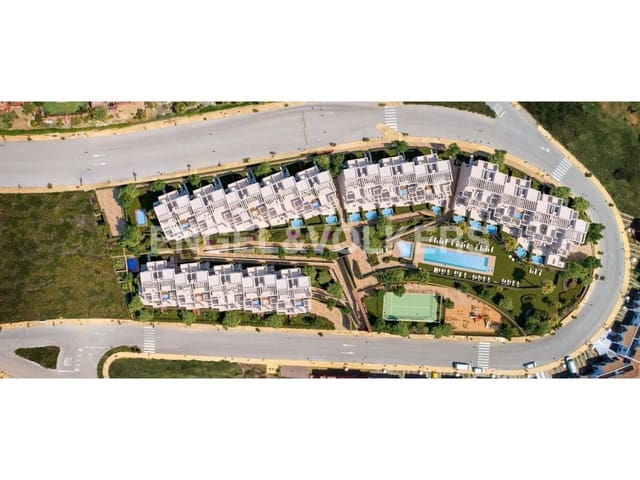 3 sypialnia Dom na sprzedaż w Manilva z basenem garażem - 595 000 € (Ref: 6898632)