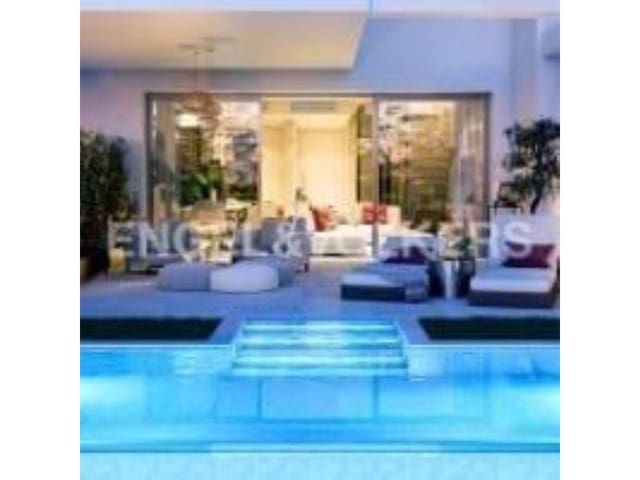 3 sypialnia Dom na sprzedaż w Manilva z basenem garażem - 595 000 € (Ref: 6898632)