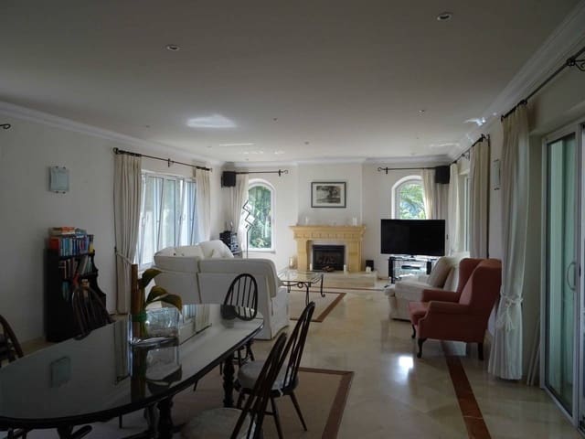 4 soverom Villa til salgs i Sotogrande Alto, San Roque med svømmebasseng garasje - € 1 700 000 (Ref: 6898656)