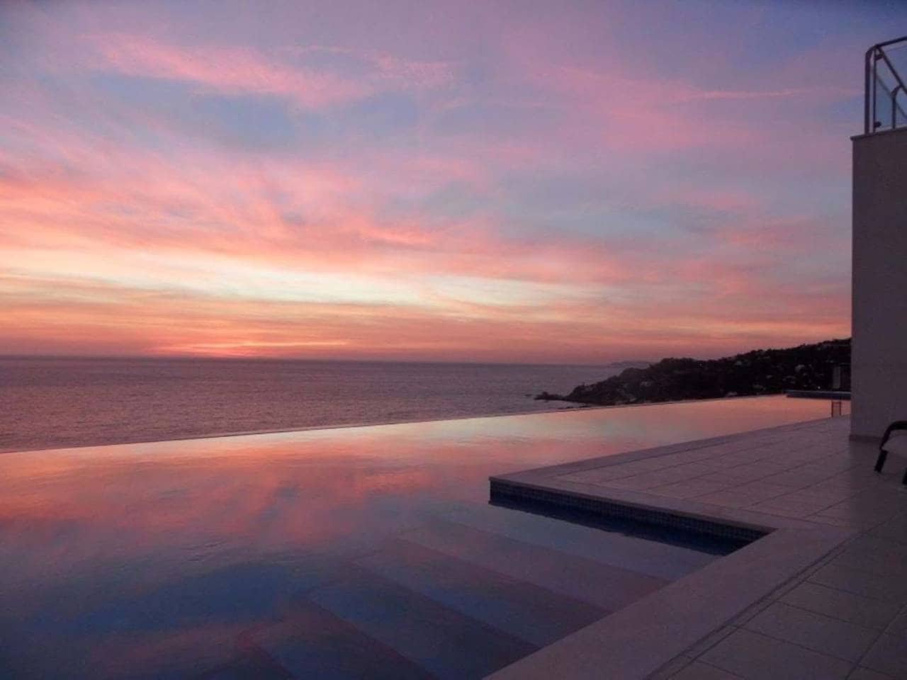 Chalet de 4 habitaciones en Zahara de los Atunes en venta con piscina garaje - 4.350.000 € (Ref: 6898664)