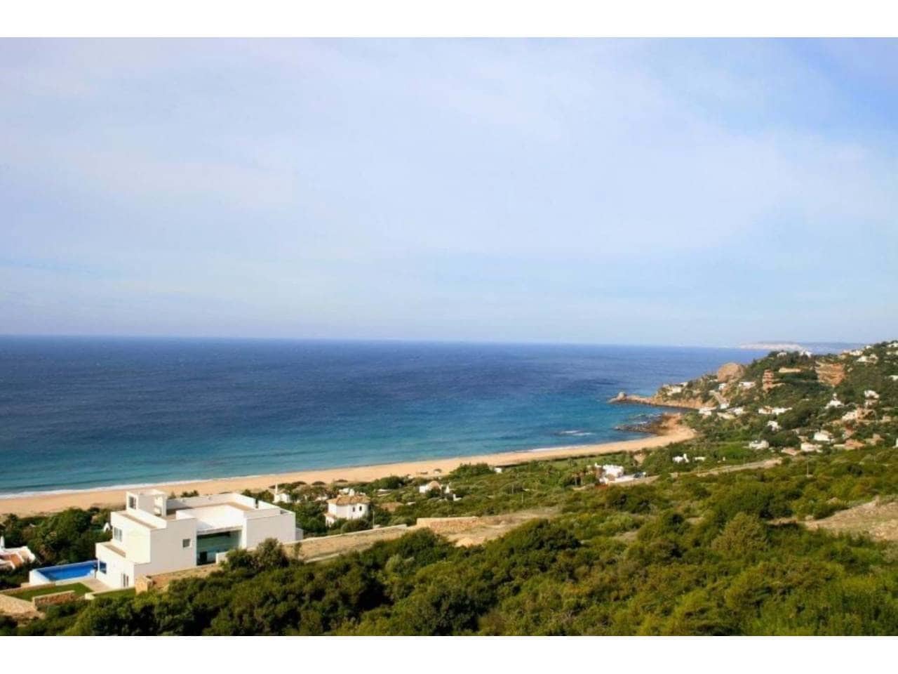 Chalet de 4 habitaciones en Zahara de los Atunes en venta con piscina garaje - 4.350.000 € (Ref: 6898664)