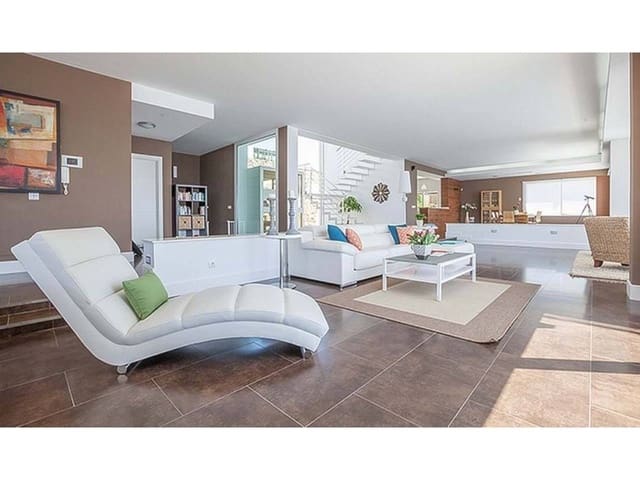 Chalet de 4 habitaciones en Zahara de los Atunes, Barbate en venta con piscina garaje - 4.350.000 € (Ref: 6898664)