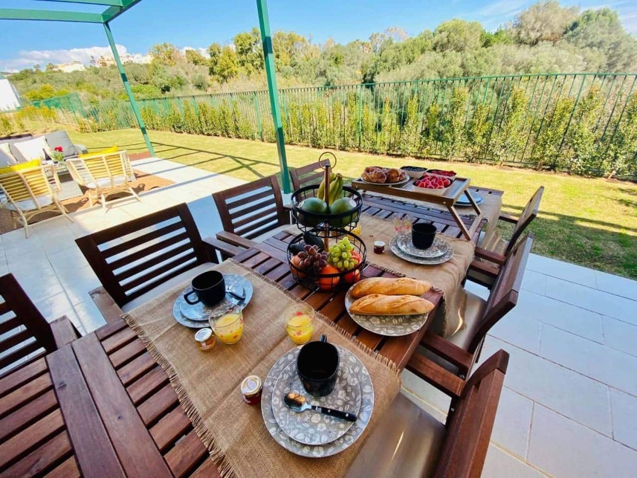 5 chambre Appartement à vendre à Sotogrande avec piscine garage - 875 000 € (Ref: 6960212)