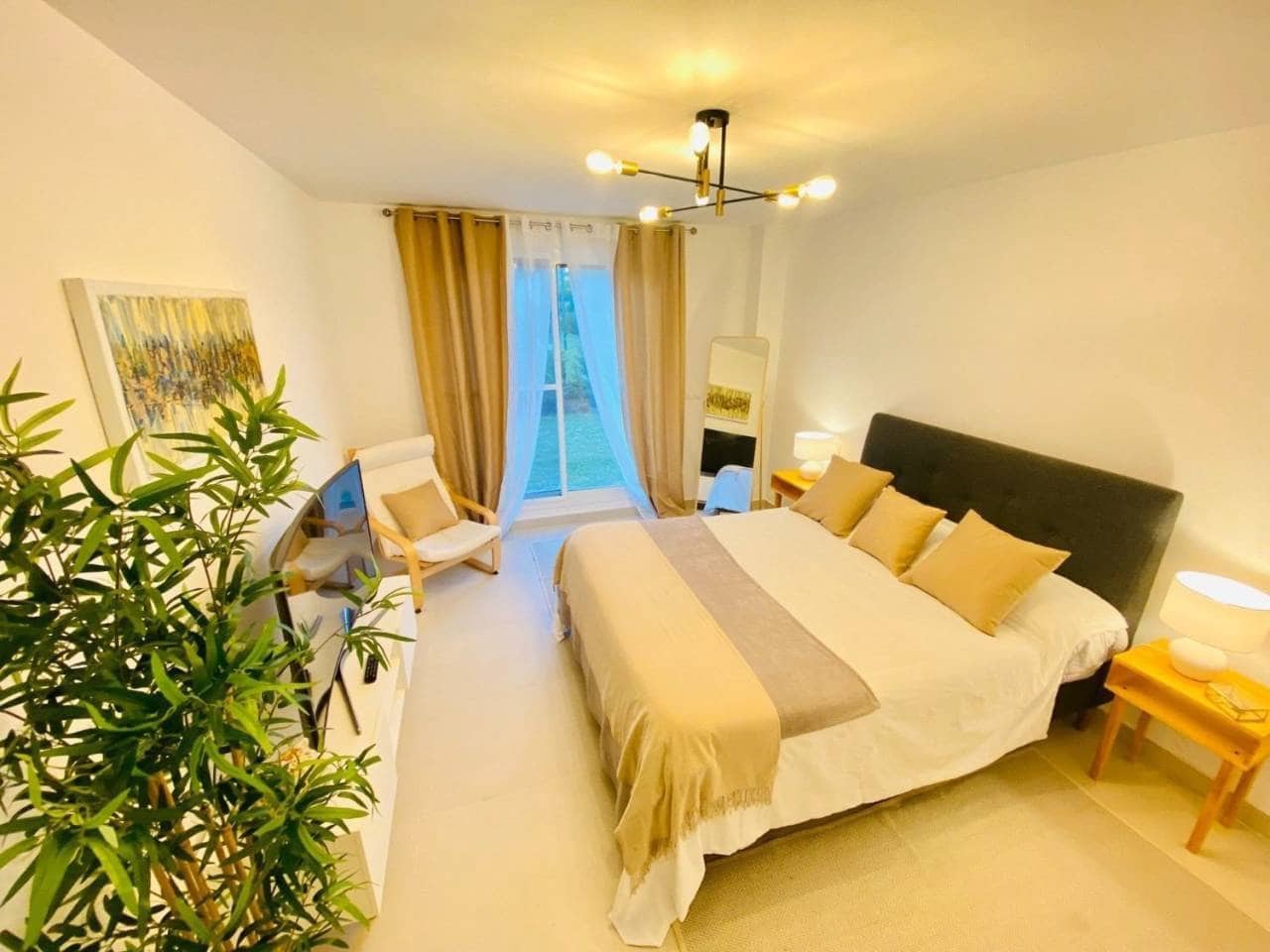 5 chambre Appartement à vendre à Sotogrande avec piscine garage - 875 000 € (Ref: 6960212)