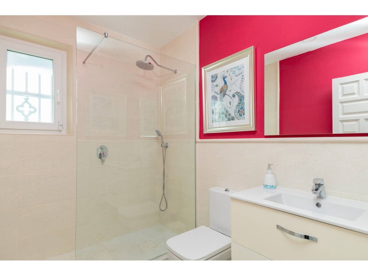 5 Zimmer Villa zu verkaufen in Sotogrande mit Pool Garage - 1.850.000 € (Ref: 6996521)