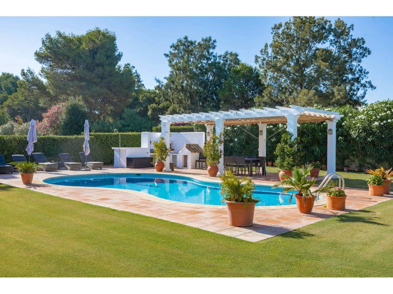 5 Zimmer Villa zu verkaufen in Sotogrande mit Pool Garage - 1.850.000 € (Ref: 6996521)