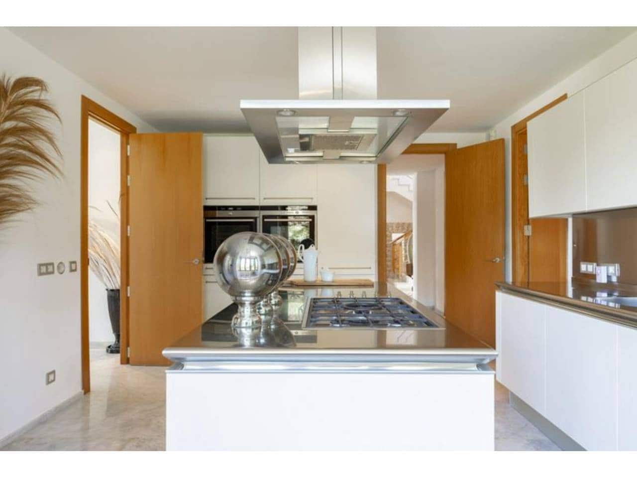 4 chambre Villa/Maison à vendre à Sotogrande avec piscine garage - 2 500 000 € (Ref: 7126108)