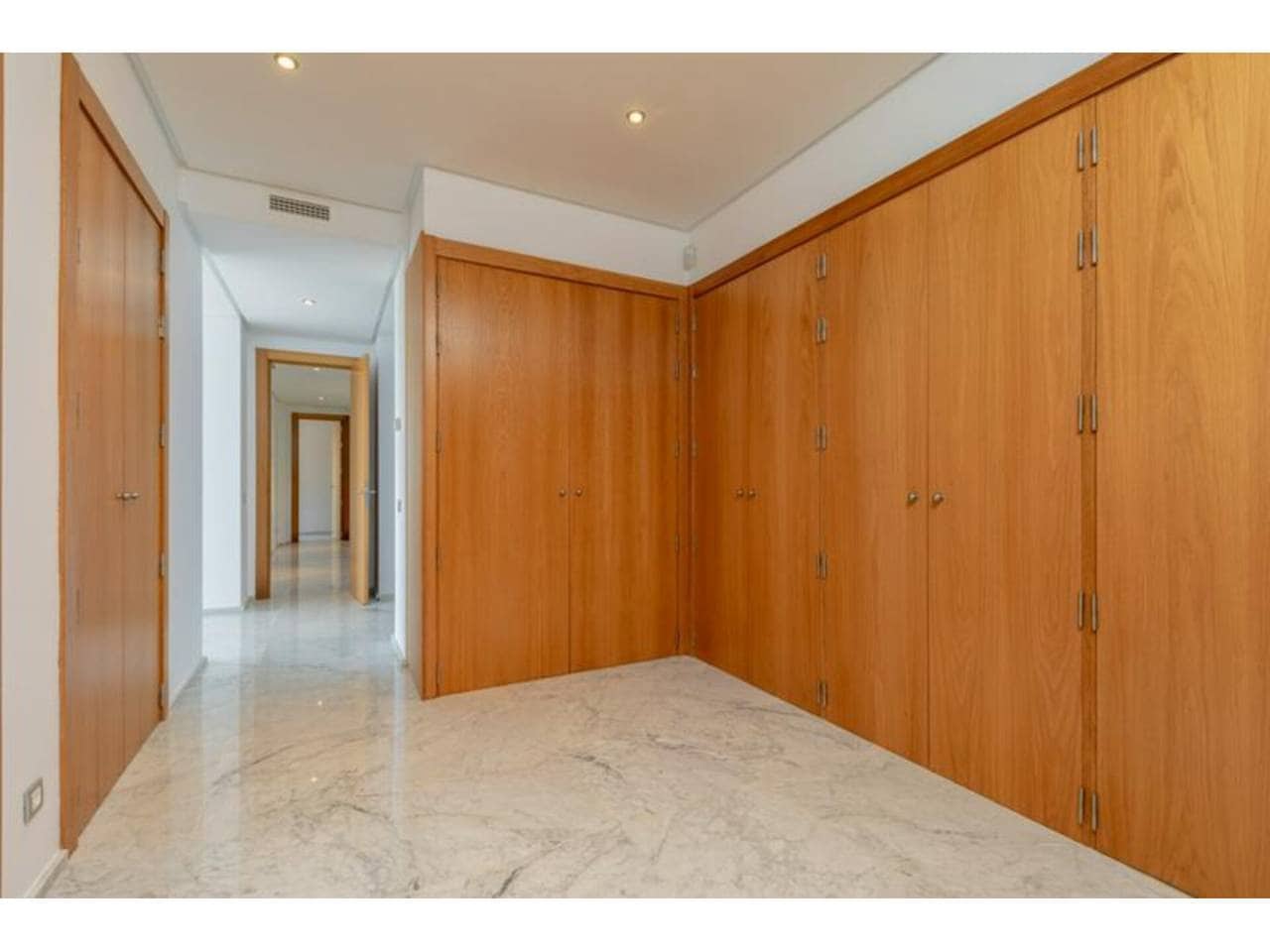 4 chambre Villa/Maison à vendre à Sotogrande avec piscine garage - 2 500 000 € (Ref: 7126108)