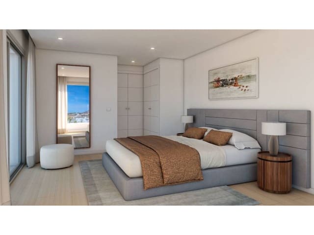 Apartamento de 2 habitaciones en Casares en venta con piscina garaje - 555.000 € (Ref: 7160498)