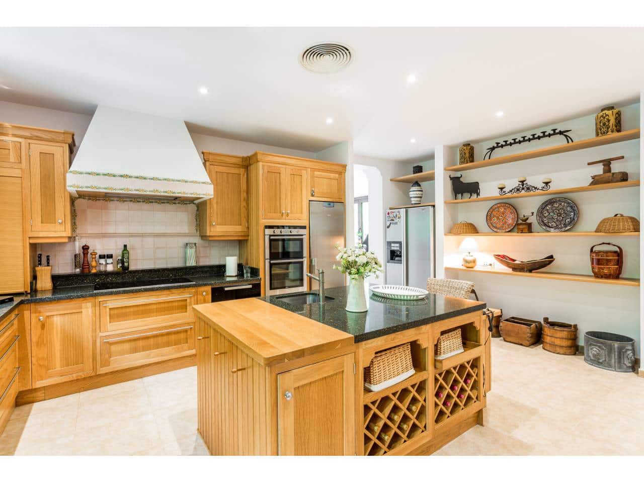 7 soveværelse Villa til salg i Sotogrande med swimmingpool garage - € 4.495.000 (Ref: 7201778)