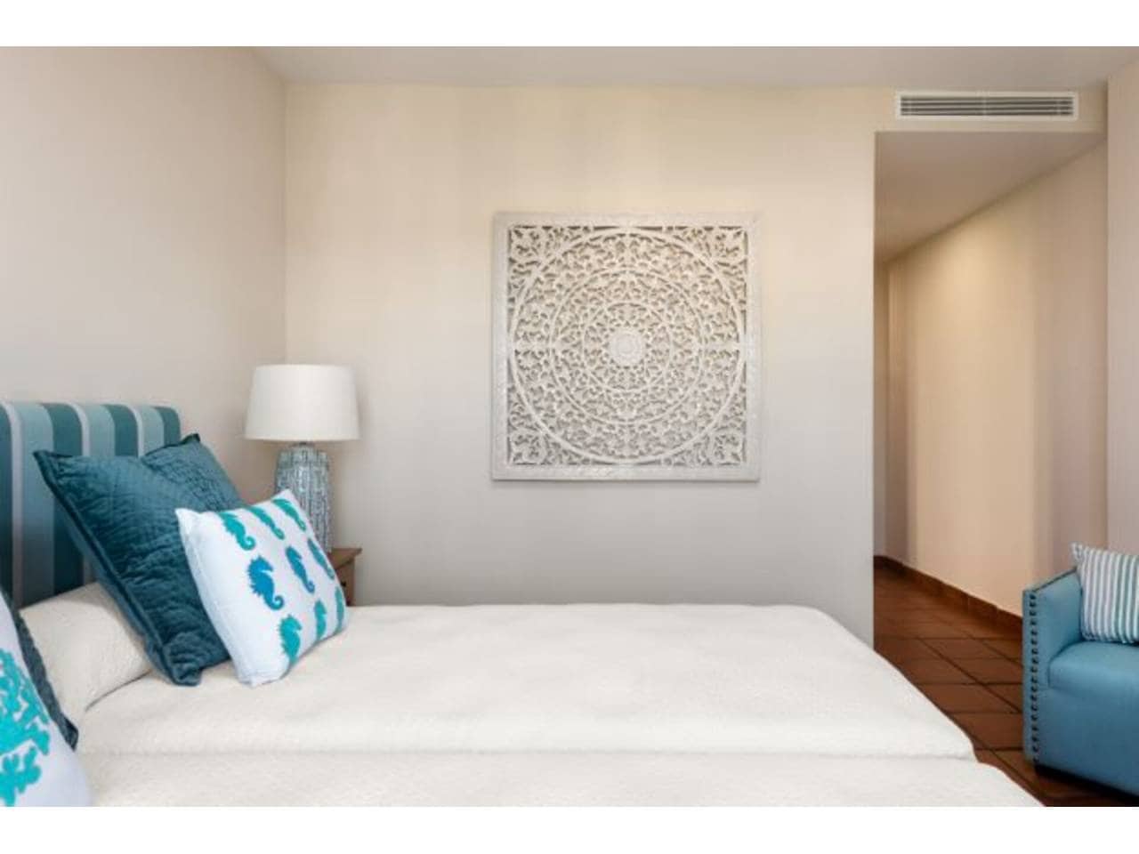 4 sypialnia Willa na sprzedaż w Sotogrande z basenem garażem - 1 180 000 € (Ref: 7317358)