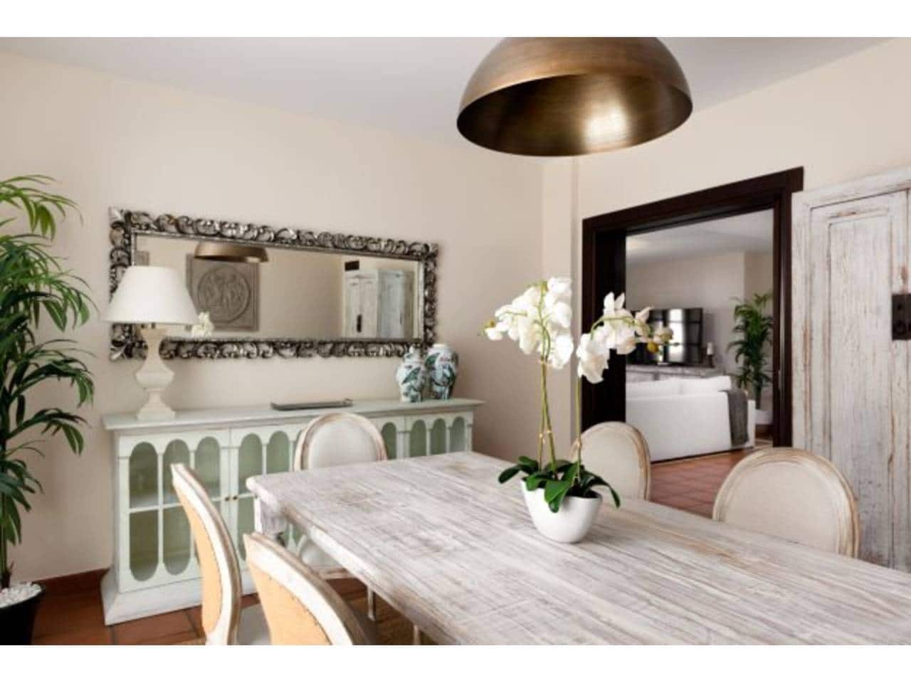 4 sypialnia Willa na sprzedaż w Sotogrande z basenem garażem - 1 180 000 € (Ref: 7317358)