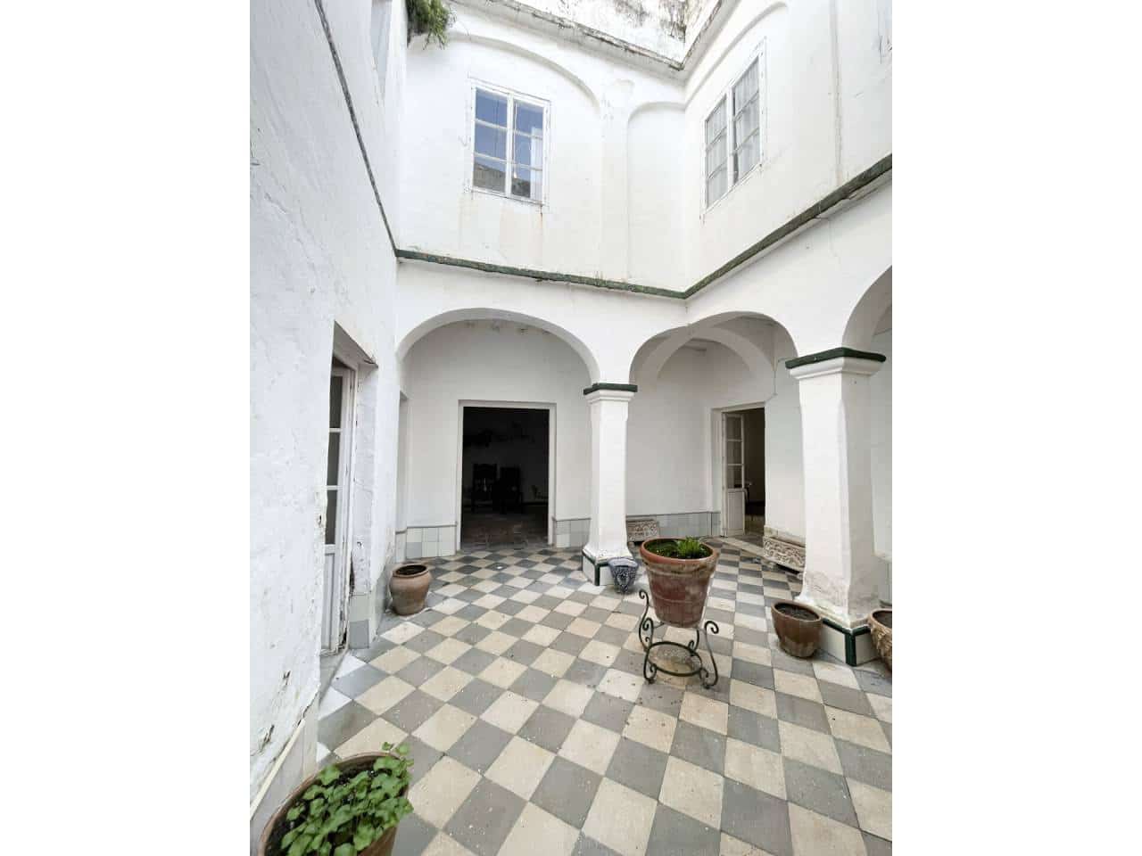 16 soveværelse Hotel til salg i Vejer de la Frontera med garage - € 680.000 (Ref: 7343427)