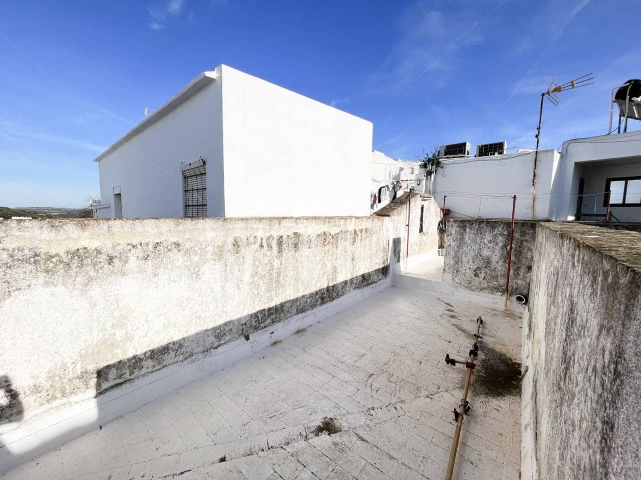 16 soveværelse Hotel til salg i Vejer de la Frontera med garage - € 680.000 (Ref: 7343427)