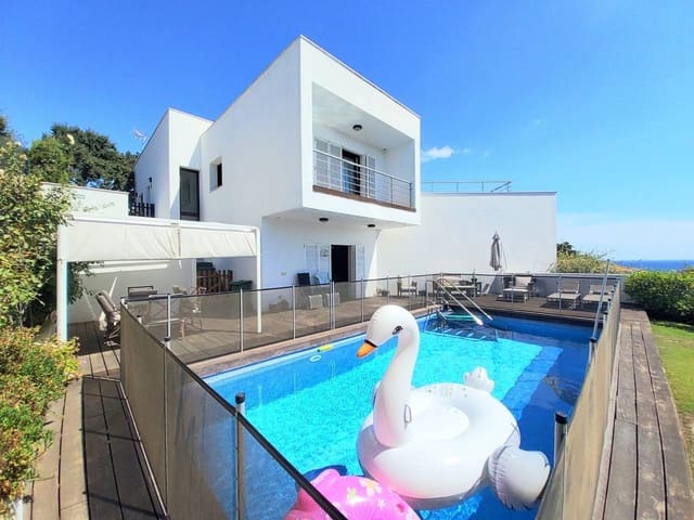 4 soveværelse Villa til salg i Torreguadiaro, San Roque med swimmingpool garage - € 1.190.000 (Ref: 7366126)