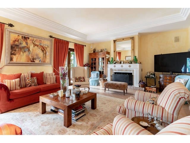 9 Zimmer Villa zu verkaufen in Sotogrande Alto, San Roque mit Pool Garage - 3.600.000 € (Ref: 7410950)