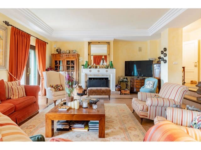 9 Zimmer Villa zu verkaufen in Sotogrande Alto, San Roque mit Pool Garage - 3.600.000 € (Ref: 7410950)