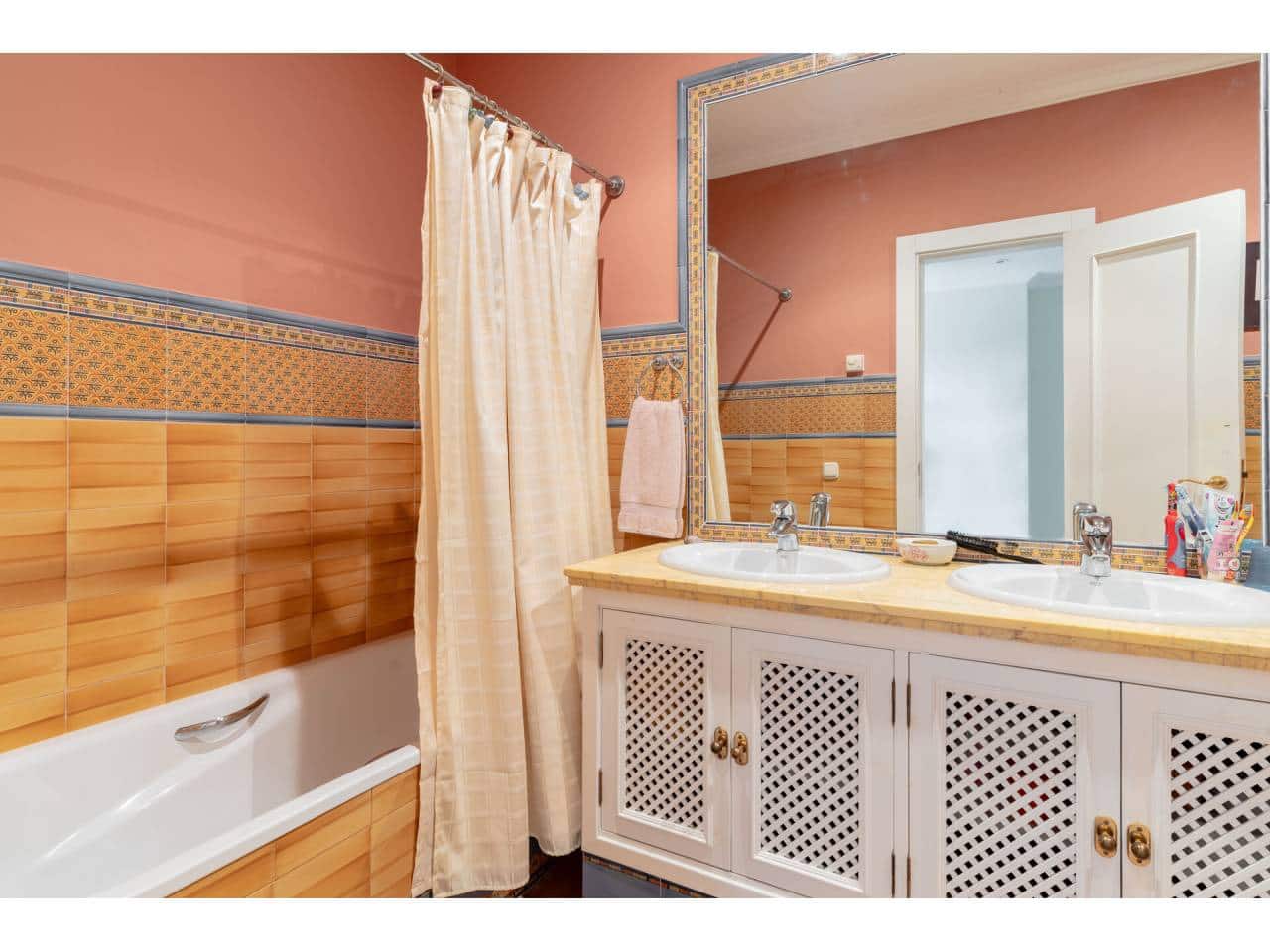 9 Zimmer Villa zu verkaufen in Sotogrande mit Pool Garage - 3.600.000 € (Ref: 7410950)