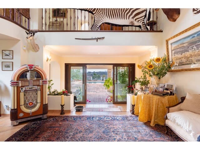 9 Zimmer Villa zu verkaufen in Sotogrande Alto, San Roque mit Pool Garage - 3.600.000 € (Ref: 7410950)