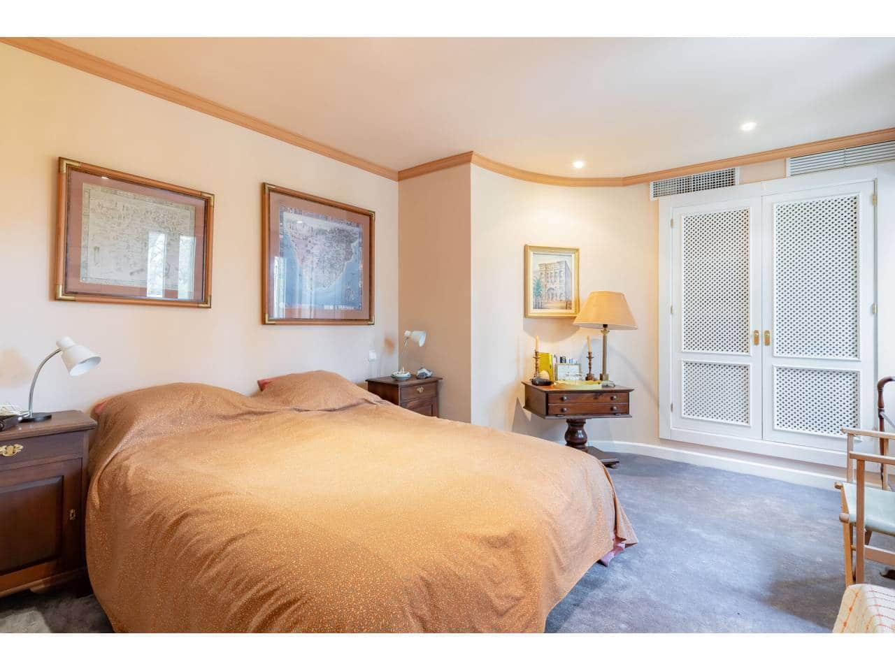 9 Zimmer Villa zu verkaufen in Sotogrande mit Pool Garage - 3.600.000 € (Ref: 7410950)