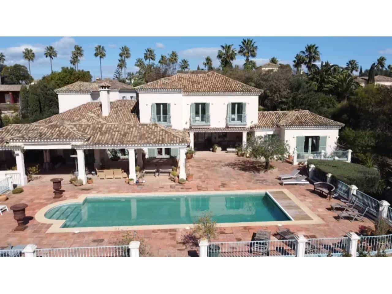 9 Zimmer Villa zu verkaufen in Sotogrande mit Pool Garage - 3.600.000 € (Ref: 7410950)