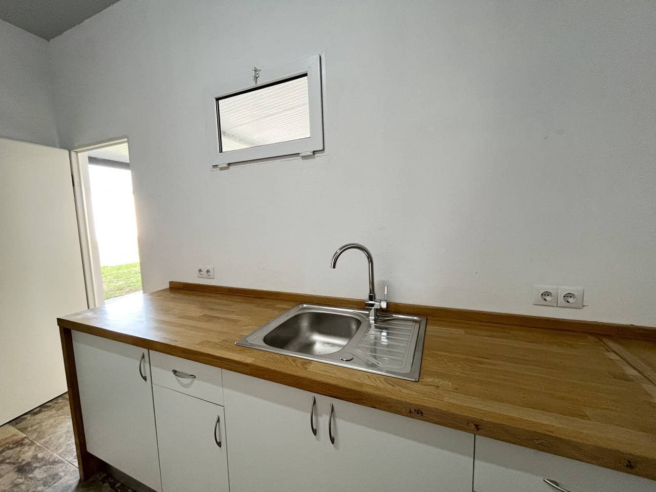 4 bedroom Villa for sale in San Roque with pool garage - € 790,000 (Ref: 7419349)