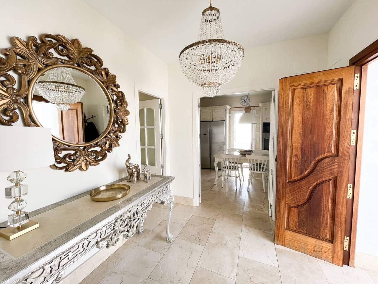 4 bedroom Villa for sale in San Roque with pool garage - € 790,000 (Ref: 7419349)