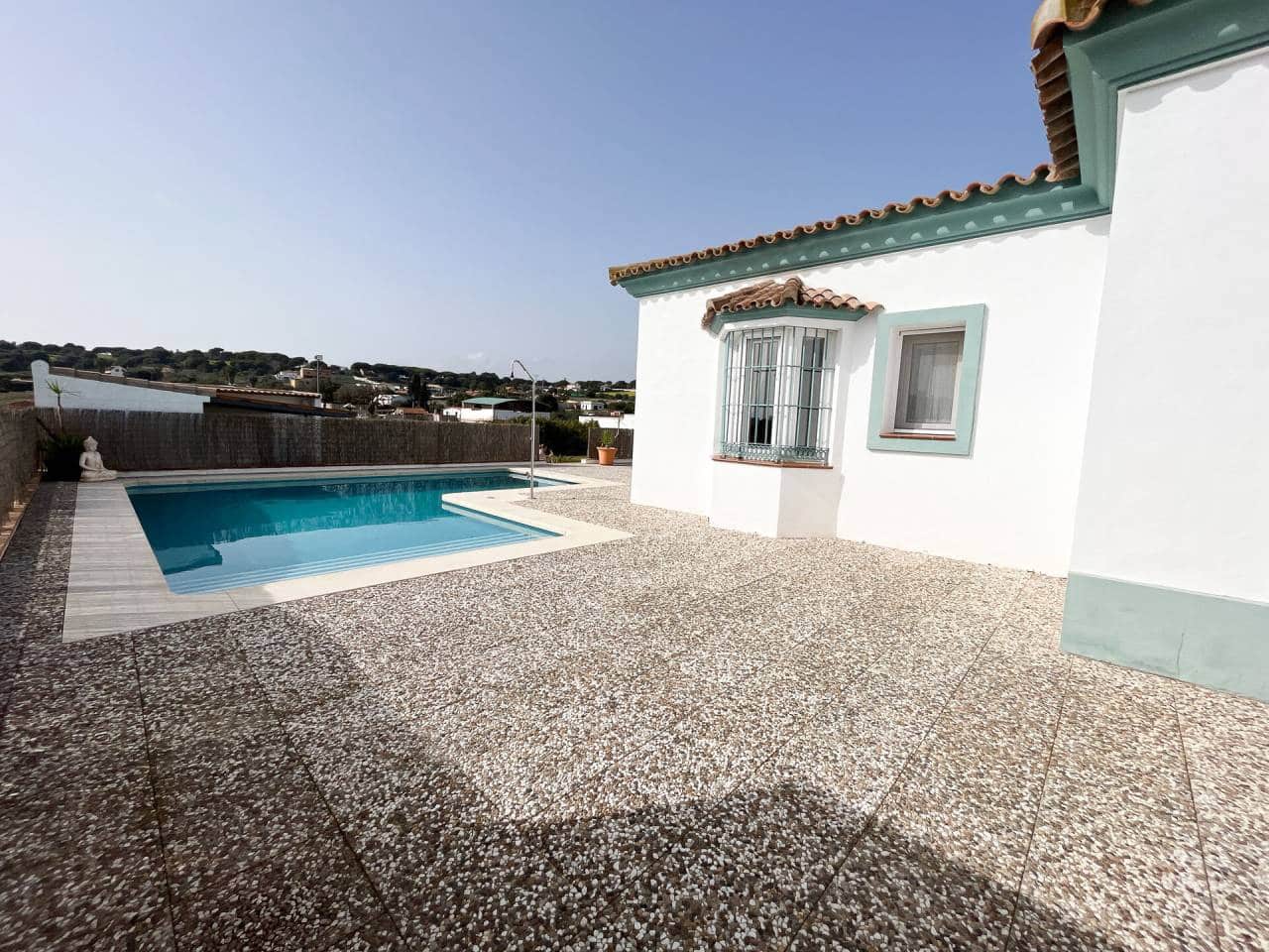 4 bedroom Villa for sale in San Roque with pool garage - € 790,000 (Ref: 7419349)
