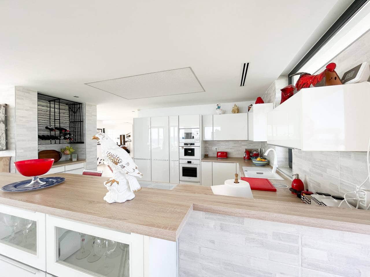 4 chambre Villa/Maison à vendre à Manilva avec piscine garage - 2 250 000 € (Ref: 7432971)