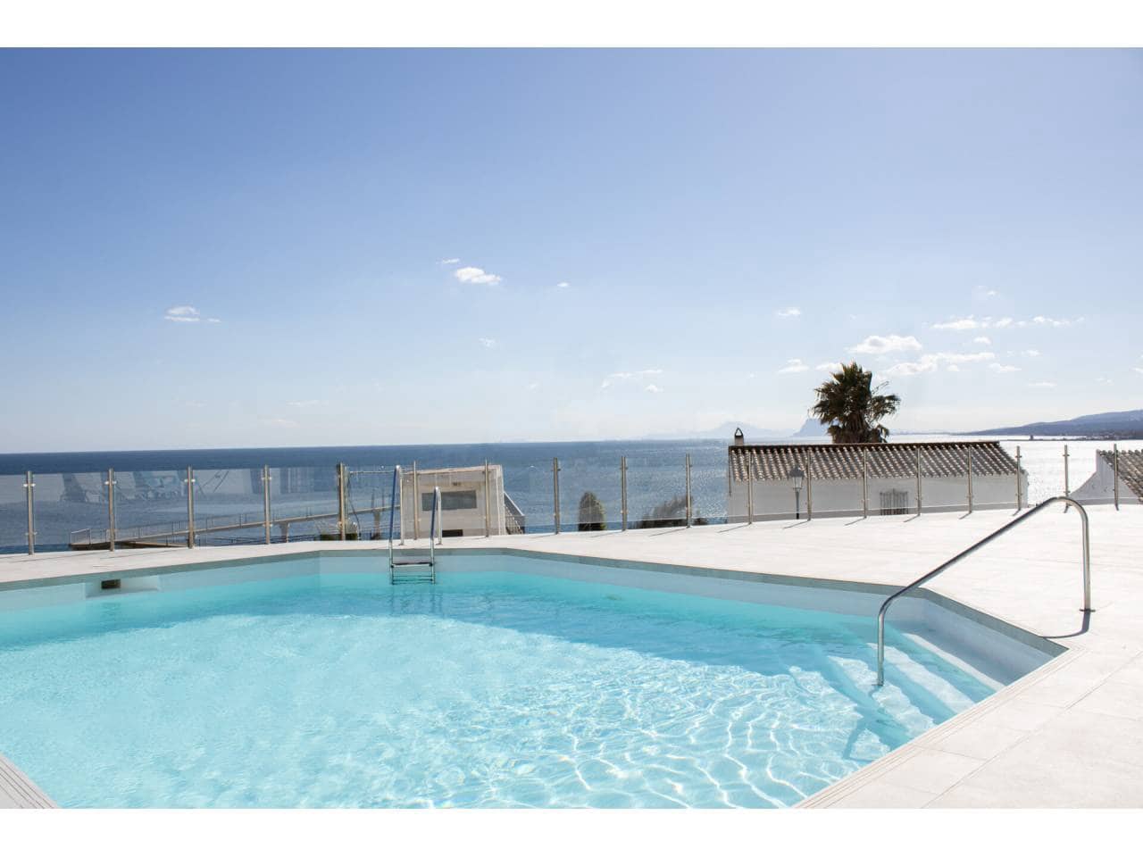 4 chambre Villa/Maison à vendre à Manilva avec piscine garage - 2 250 000 € (Ref: 7432971)