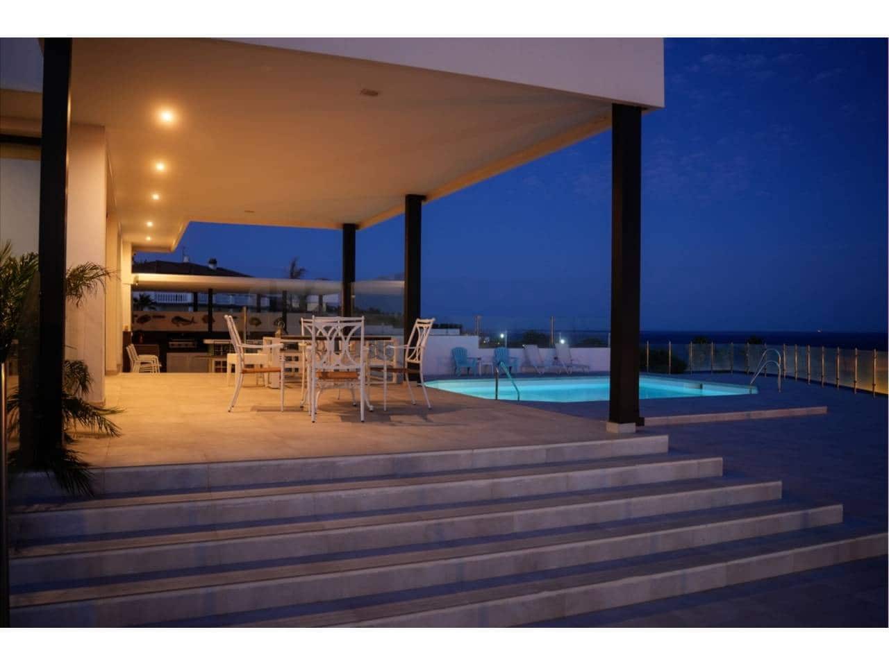 4 chambre Villa/Maison à vendre à Manilva avec piscine garage - 2 250 000 € (Ref: 7432971)