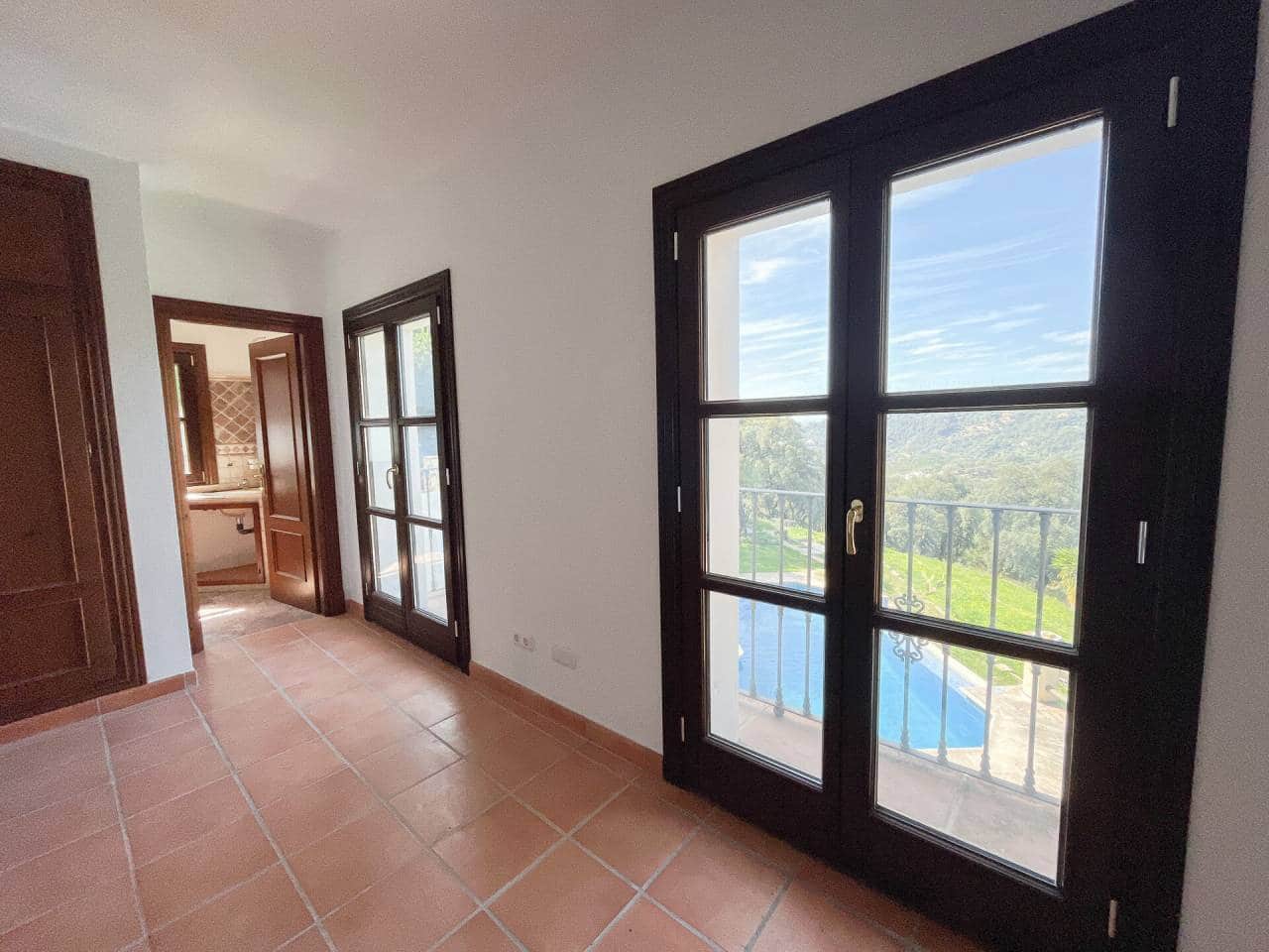 3 chambre Finca/Maison de Campagne à vendre à Casares avec piscine - 1 645 000 € (Ref: 7468165)