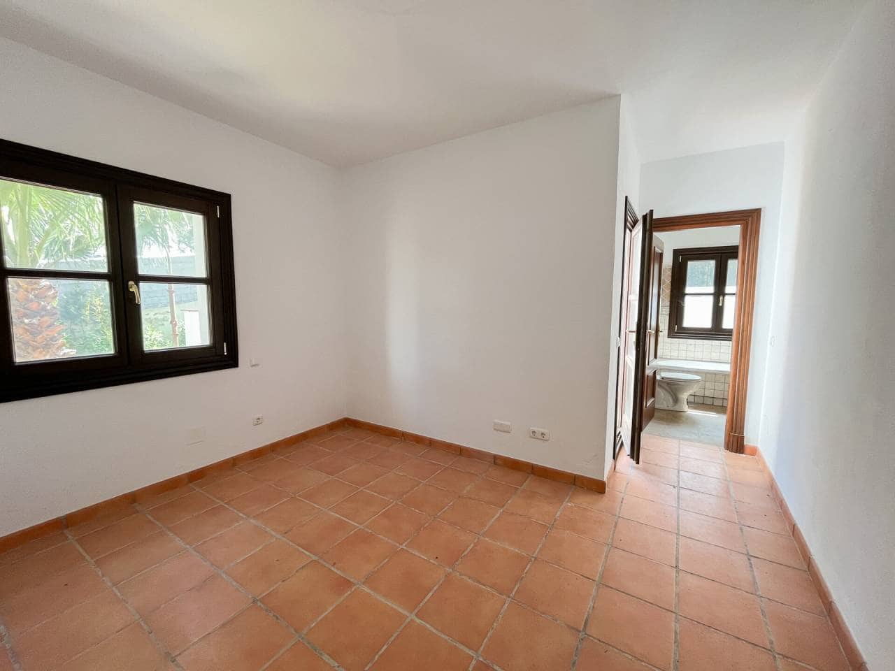 3 chambre Finca/Maison de Campagne à vendre à Casares avec piscine - 1 645 000 € (Ref: 7468165)