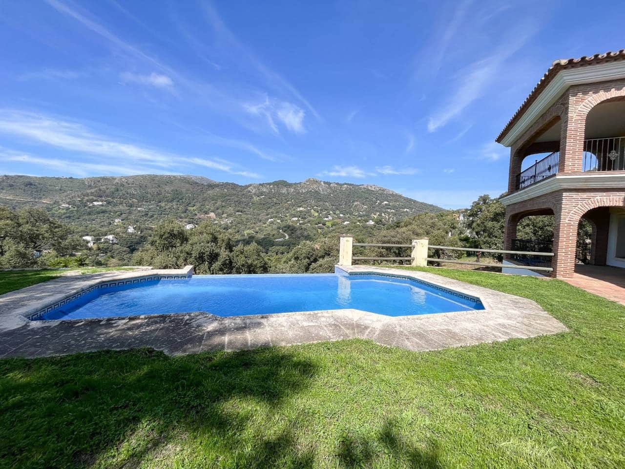 3 chambre Finca/Maison de Campagne à vendre à Casares avec piscine - 1 645 000 € (Ref: 7468165)