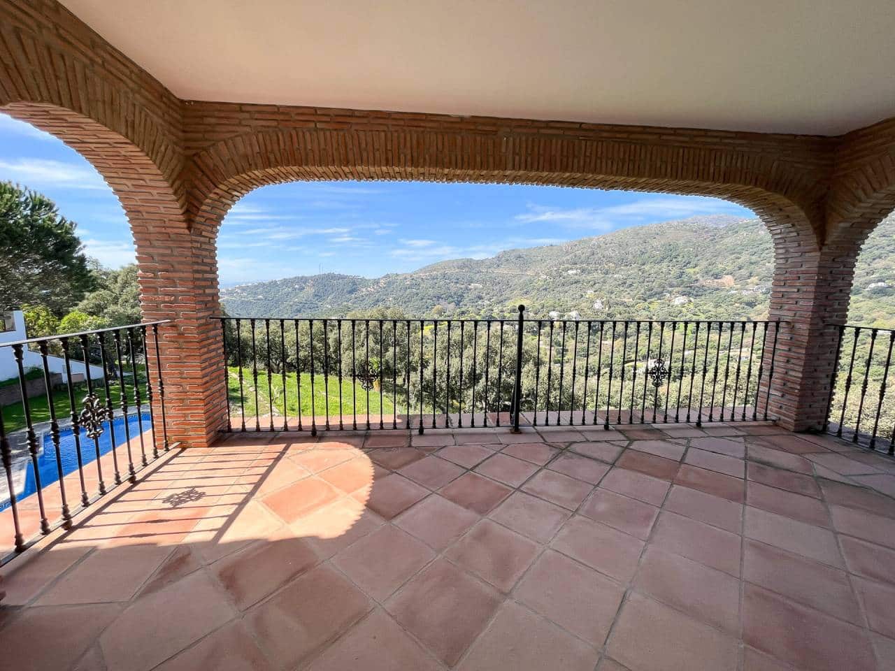 3 chambre Finca/Maison de Campagne à vendre à Casares avec piscine - 1 645 000 € (Ref: 7468165)