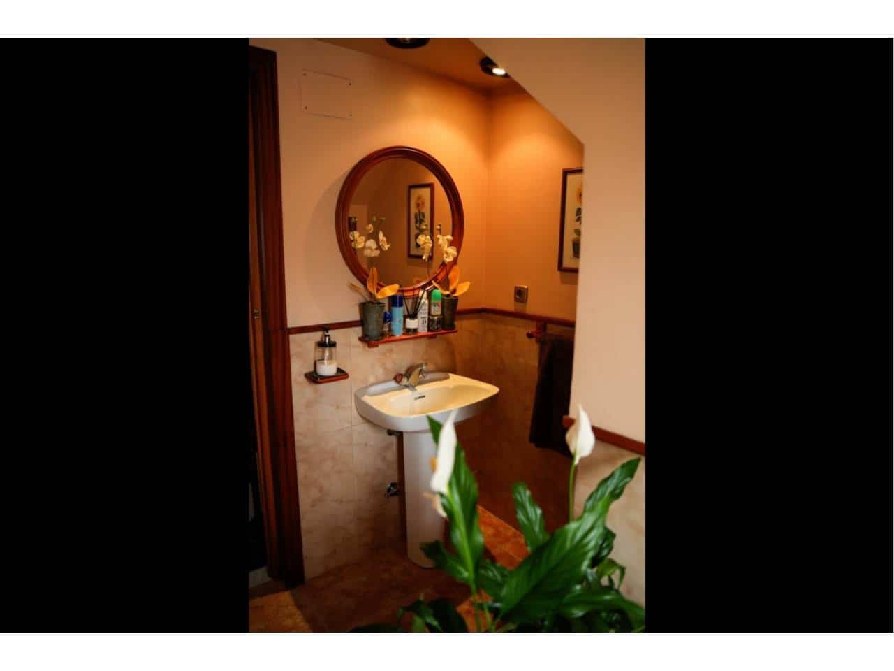 5 chambre Hôtel à vendre à San Luis de Sabinillas avec garage - 850 000 € (Ref: 7551414)