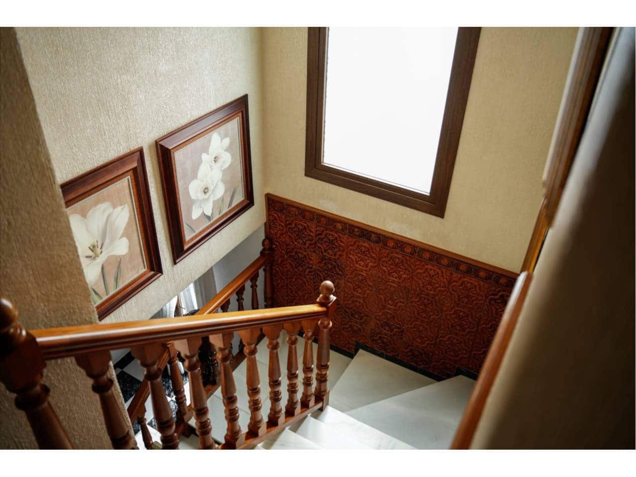 5 chambre Hôtel à vendre à San Luis de Sabinillas avec garage - 850 000 € (Ref: 7551414)