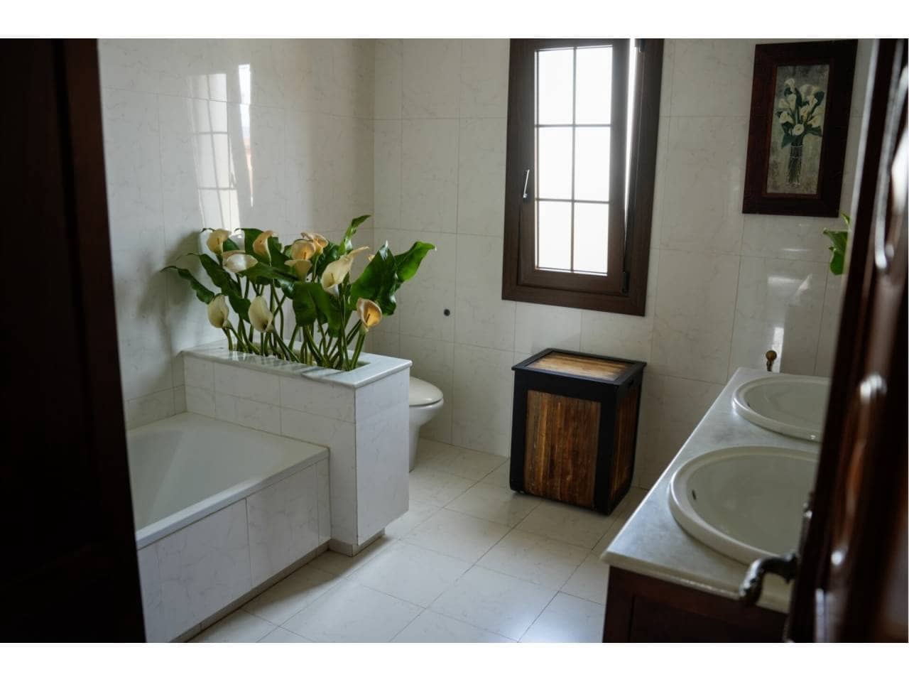 5 chambre Hôtel à vendre à San Luis de Sabinillas avec garage - 850 000 € (Ref: 7551414)